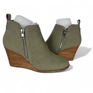 Dolce Vita Shoes Nwt Dv By Dolce Vita Guston Bootie Olive From